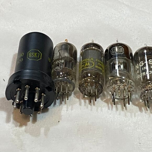 Vintage Lot of 26 Electron Vacuum Tubes Radio AMP Audio Not Tested As Is - Picture 12 of 16